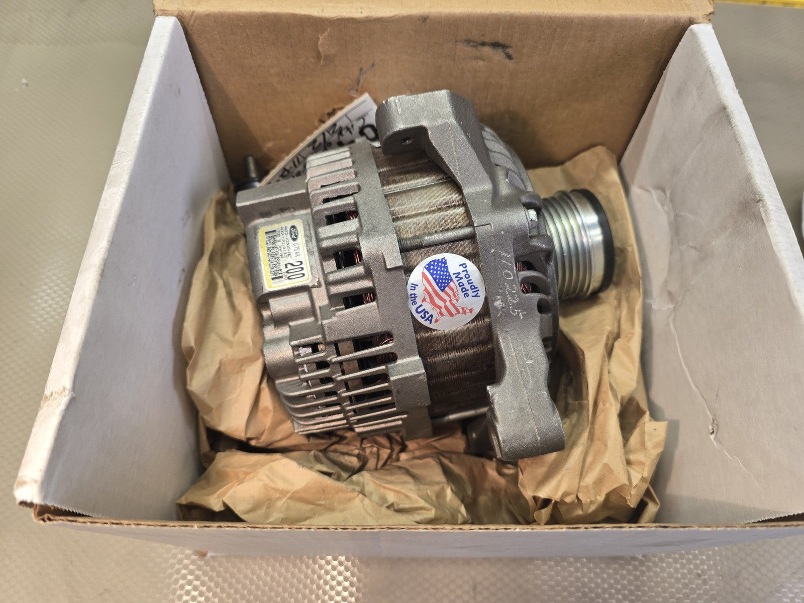 Ford 4W73-10300-AC Alternator 200 Amp Crown Victoria Police Interceptor OEM