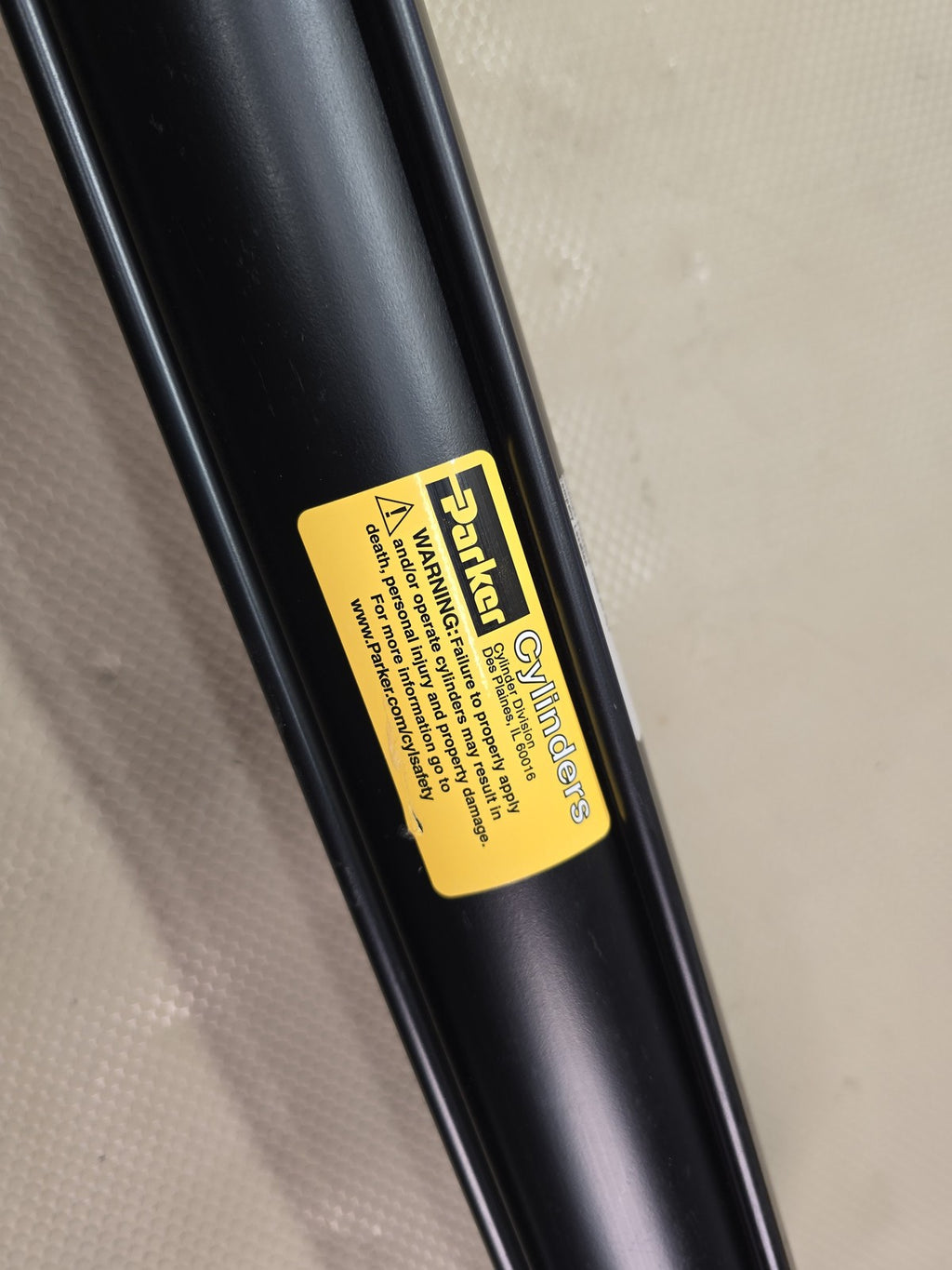 Parker Hydraulic Cylinder 1H000017394 DE-1125-P- Inductotherm 1100 PSI Used