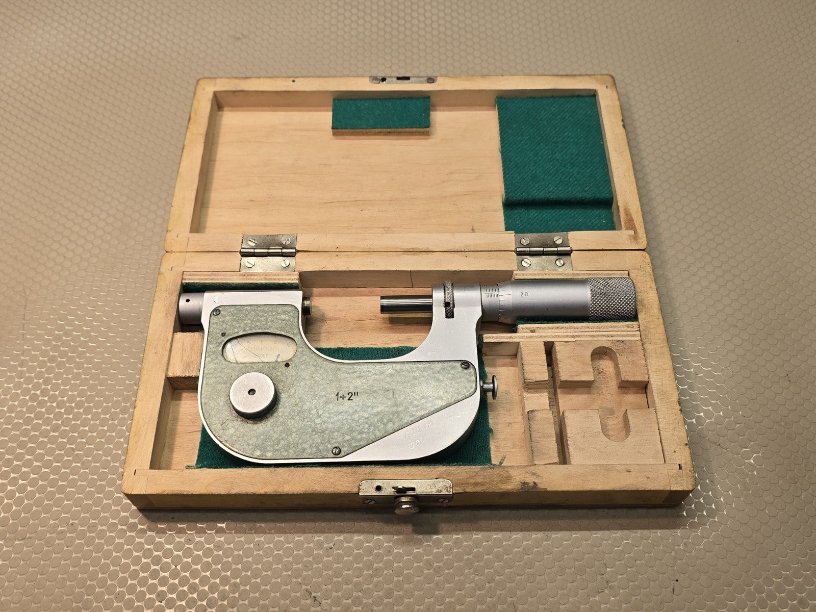 VIS Poland 1-2” Indicating Micrometer .0001” In Wood Box NICE