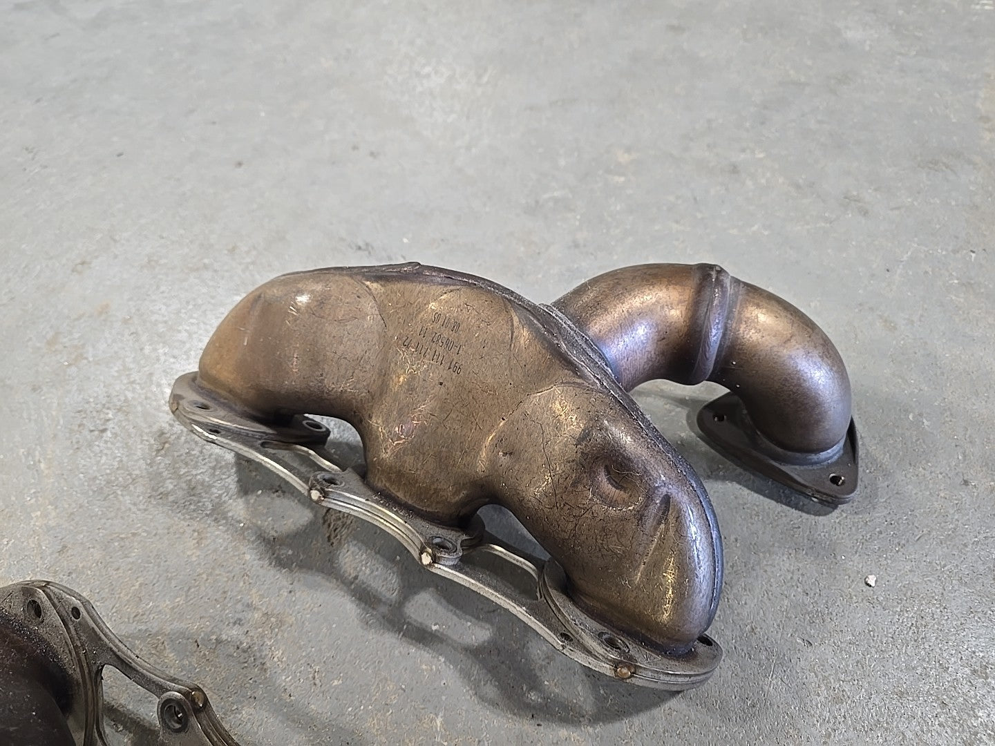 PORSCHE 991 TURBO/S OEM GENUINE ORIGINAL LEFT (D) & RIGHT (P)EXHAUST MANIFOLD