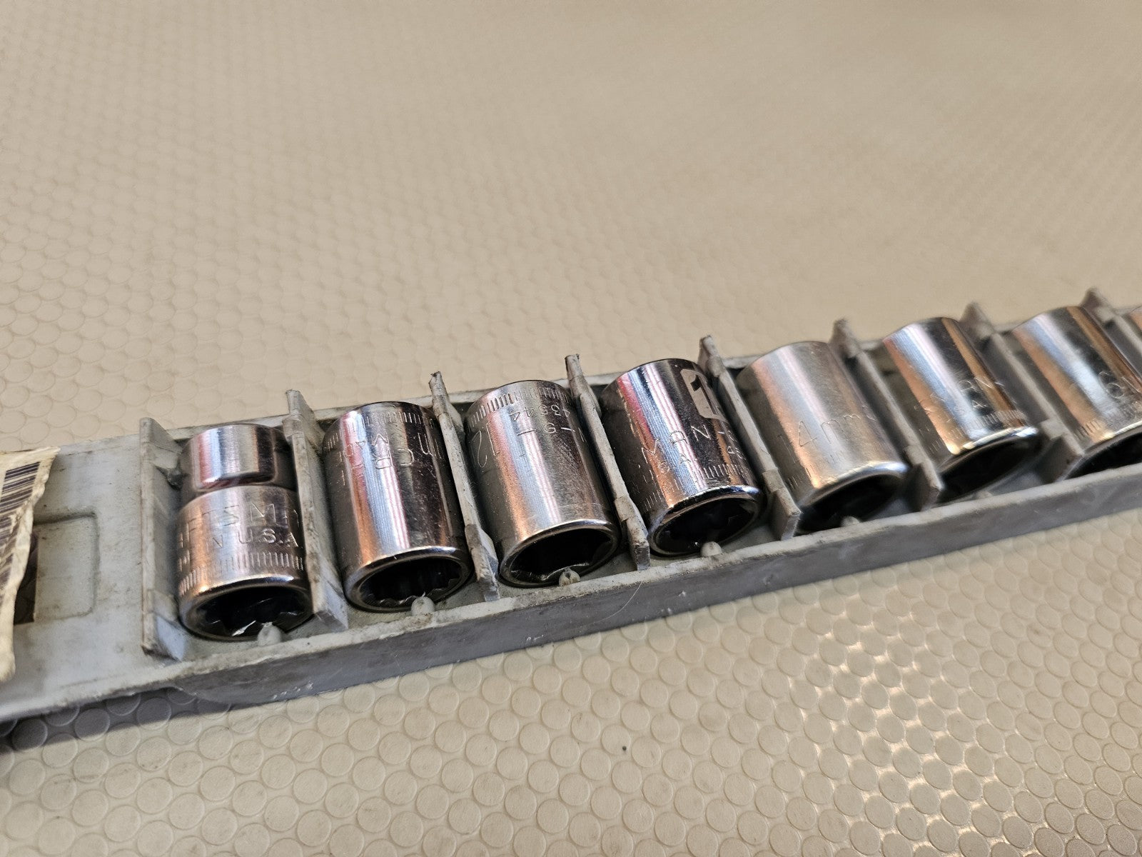 Sears Craftsman USA 9pc Metric 3/8” 34441 Light Use 6 Point 10-18mm Socket Set