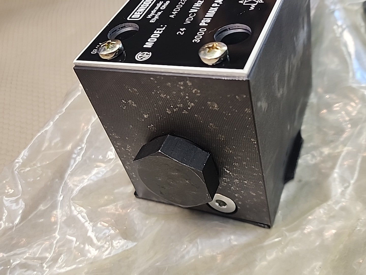 NEW PARKER DENISON A4D0231510201C1G0Q HYDRAULICS SOLENOID VALVE 