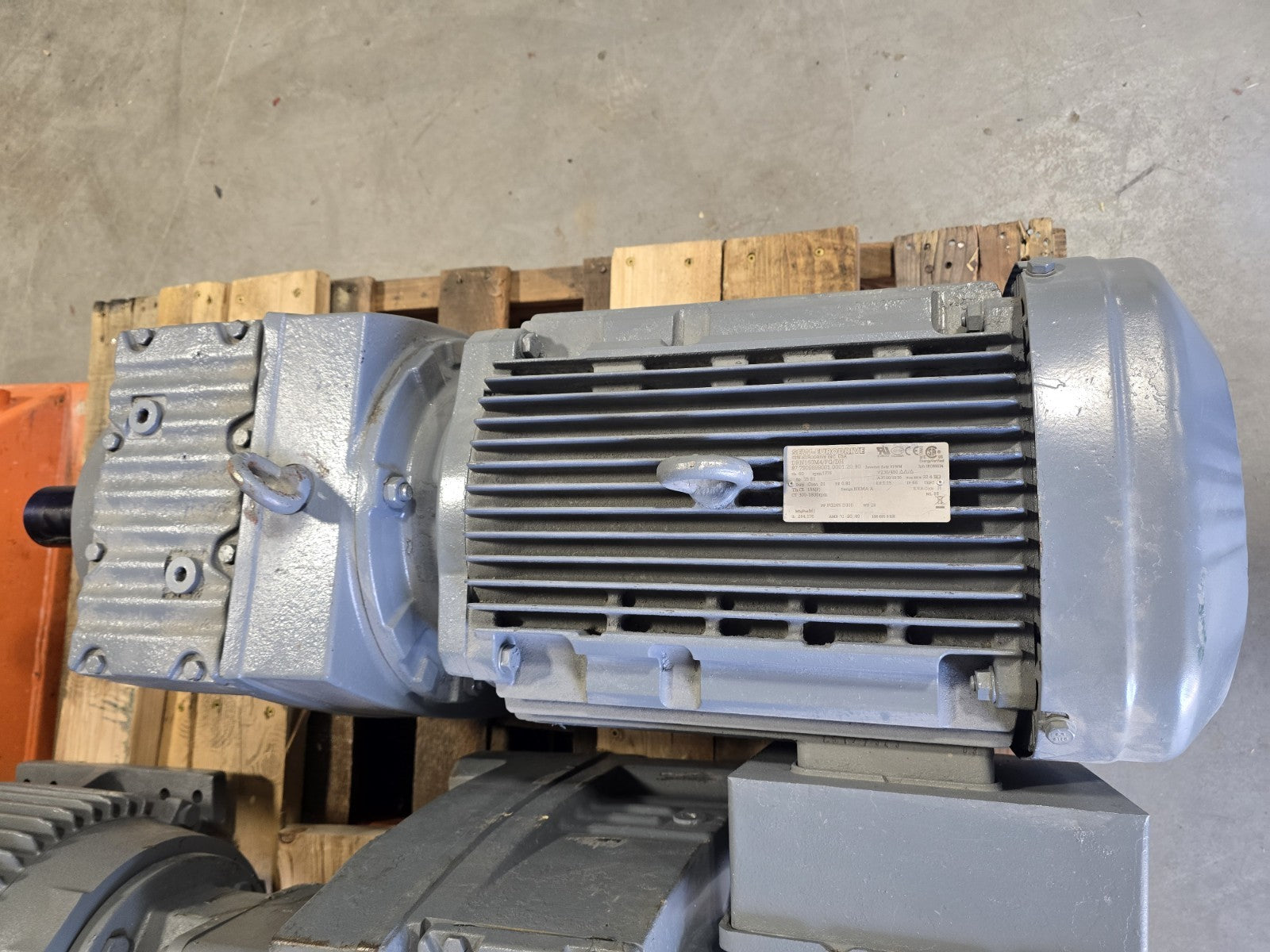 SEW Eurodrive 15HP Gearmotor DRN160M4/FG/DH 1776 RPM 230/460V 3PH Helical Gear