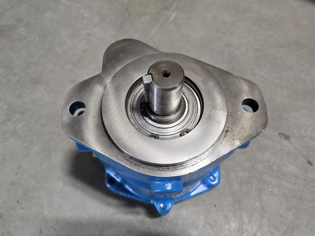 Eaton Vickers Hydraulic Pump PVB Series Coaxial Piston Pump PVB29RS20C11 *NEW*