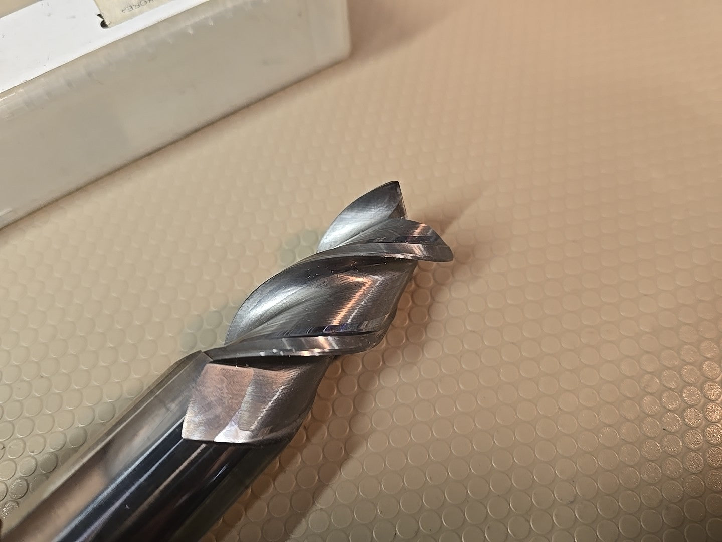 YG-1 28600-030 ALU-POWER 1" Solid Carbide End Mill 3 Flute 2" LOC R0.030" 