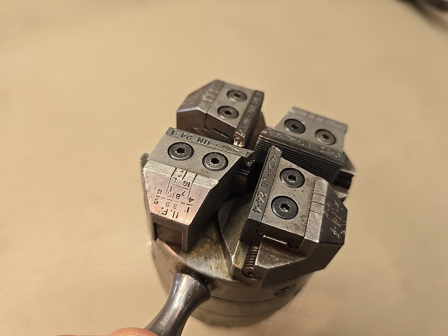 LANDIS 5/8” LANDMATIC DIE HEAD Shank 5f8962-1 1" Shank REALLY NICE SHAPE