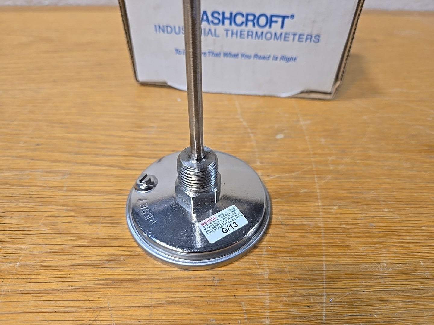 50/550°F Ashcroft Bi-Metallic Thermometer, 4"Stem, 3" Dial