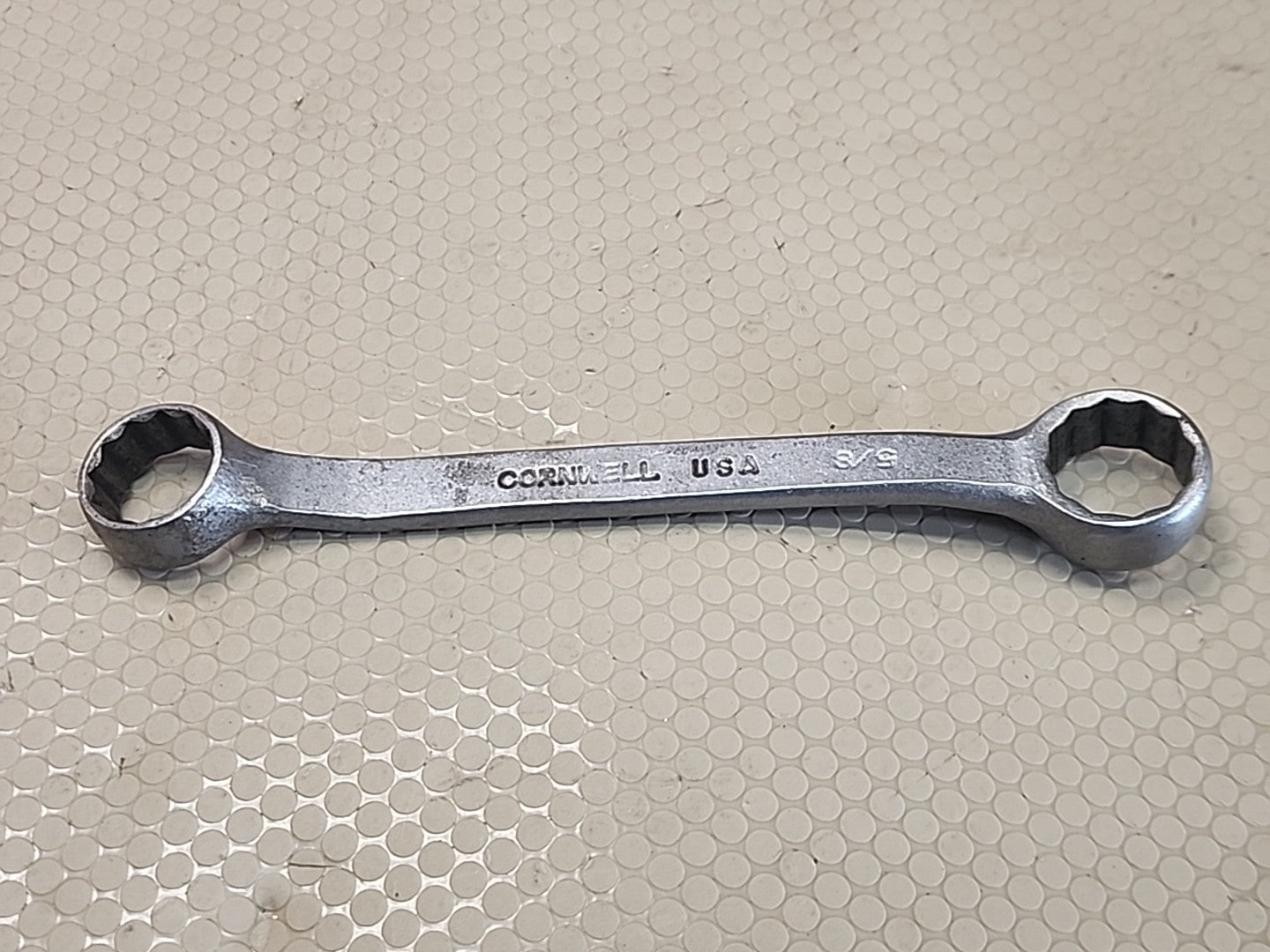 Cornwell Tools USA BW9, 9/16" x 5/8" SAE Offset Short Box Wrench 12 Point Matte