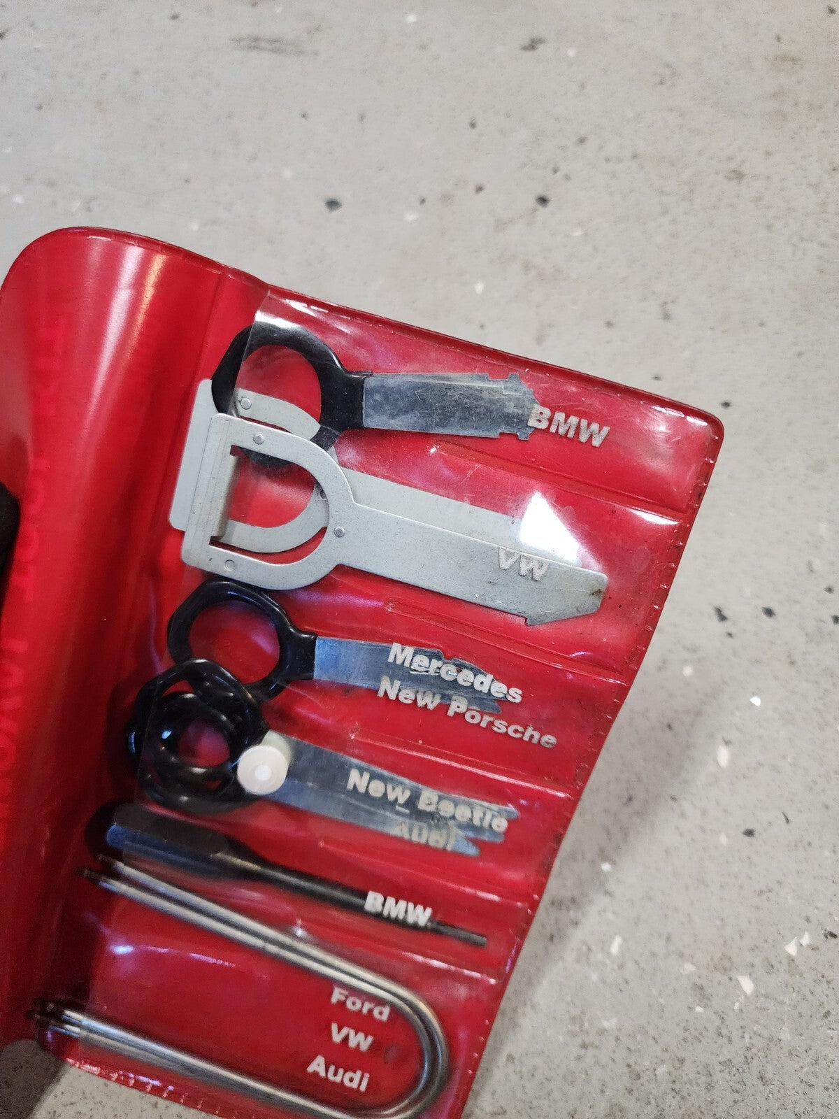 Sir Tools ST9000A Radio Removal Tool Set BMW-VW-Mercedes-Audi- Ford