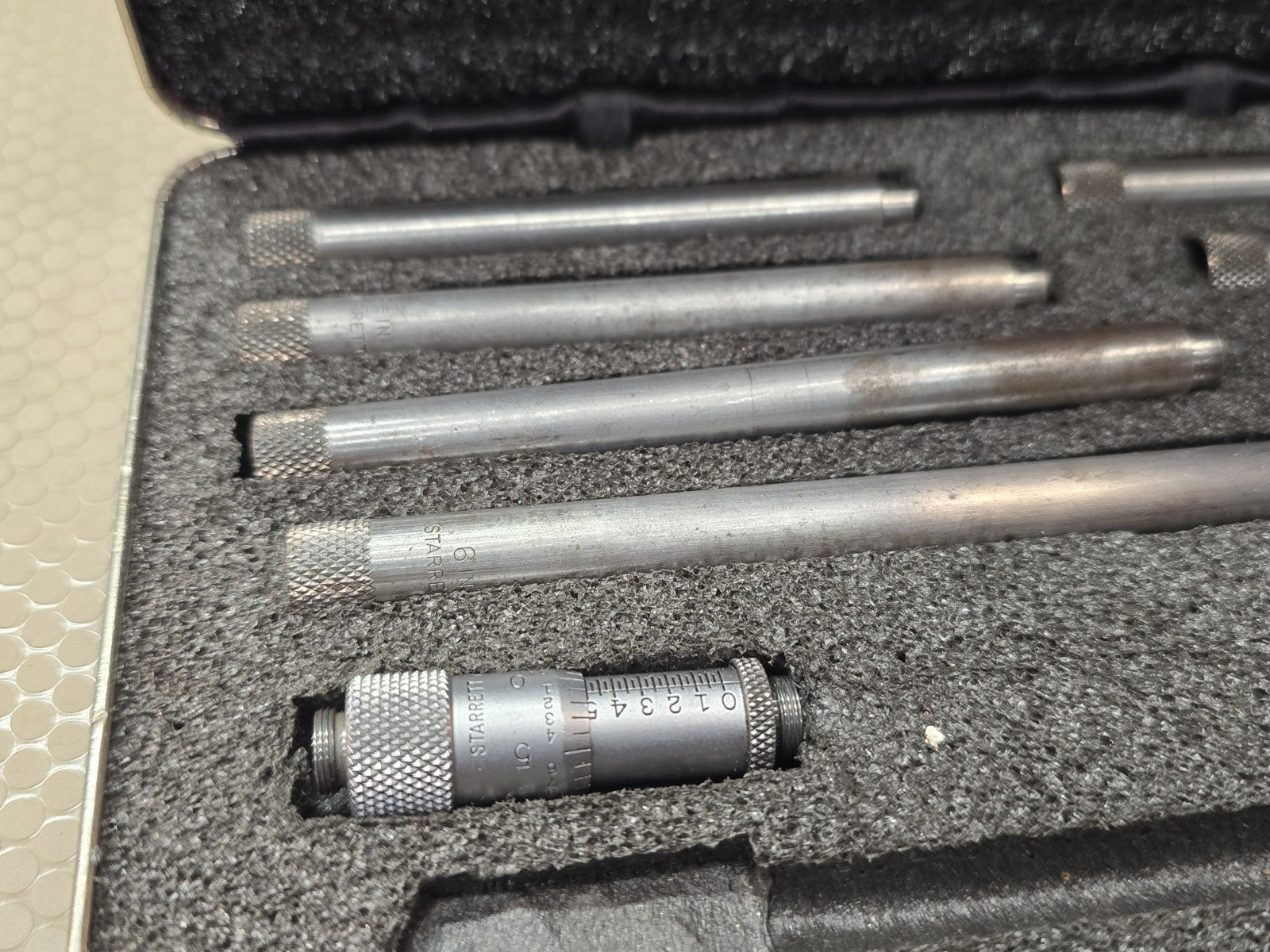 Starrett No. 823BZ Tubular Inside Micrometer (1 1/2" - 9 1/2" Range)