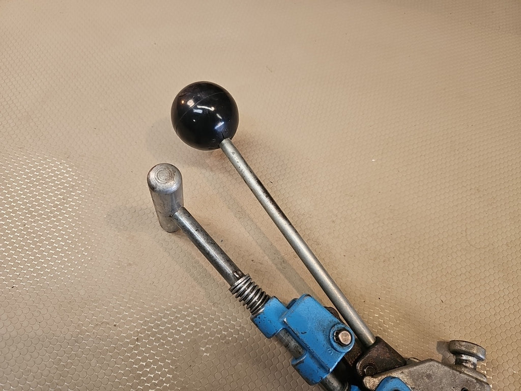 Band-it T274 Center Punch Banding Hand Tool