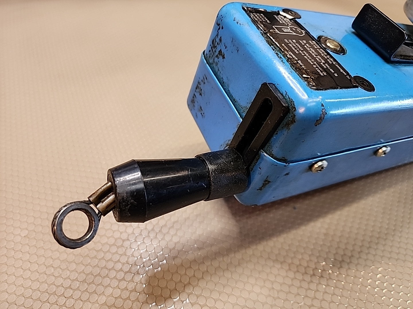 AERO-MOTIVE ROPE BALANCER RELIEVER