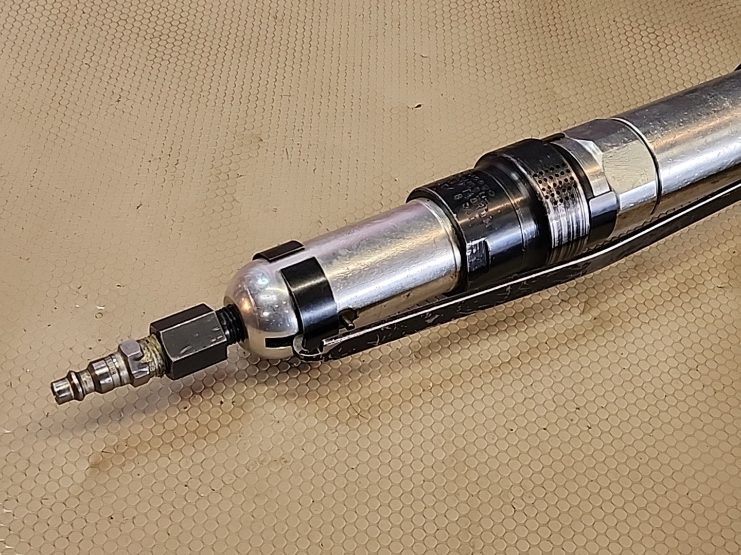 Chicago Pneumatic CAT-3017 REBUILT 3/8" ANGLE NUTRUNNER