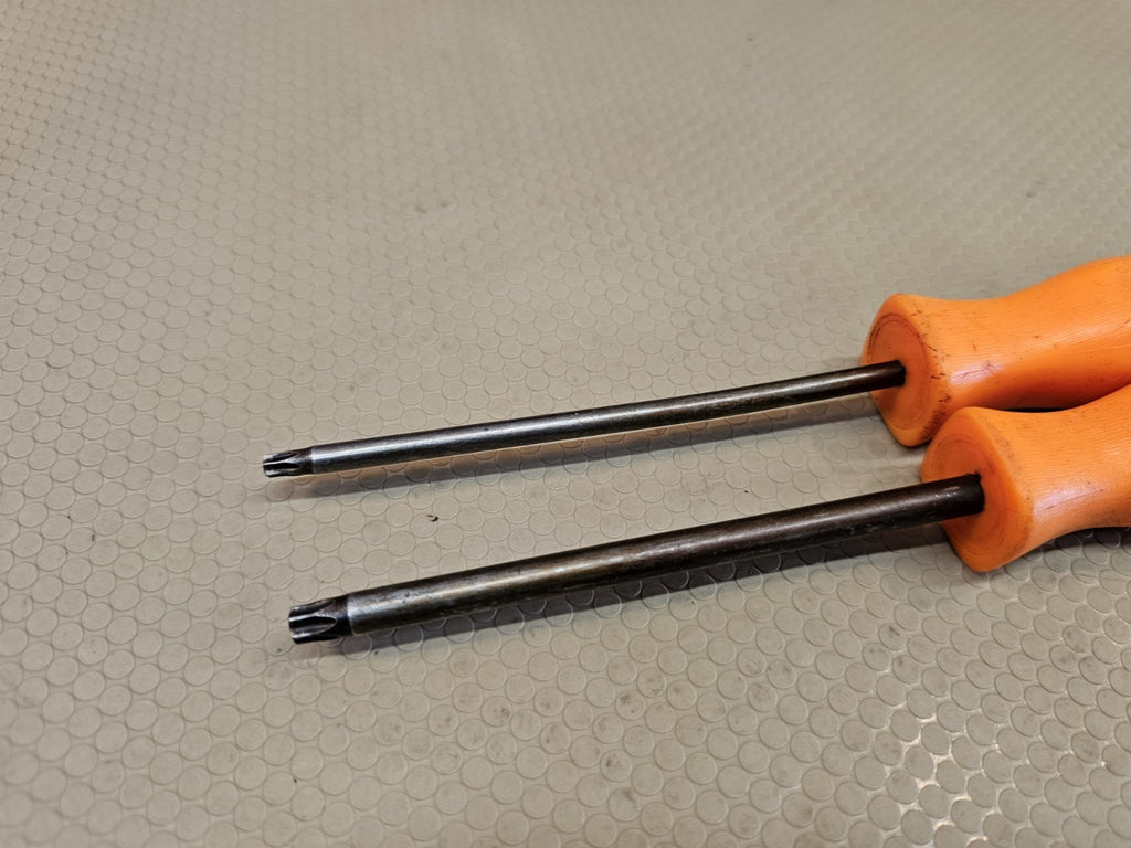 Mac Tools USA T-30 & T20 Torx Hard Orange Handle Screwdriver No STTP30A Tamper 
