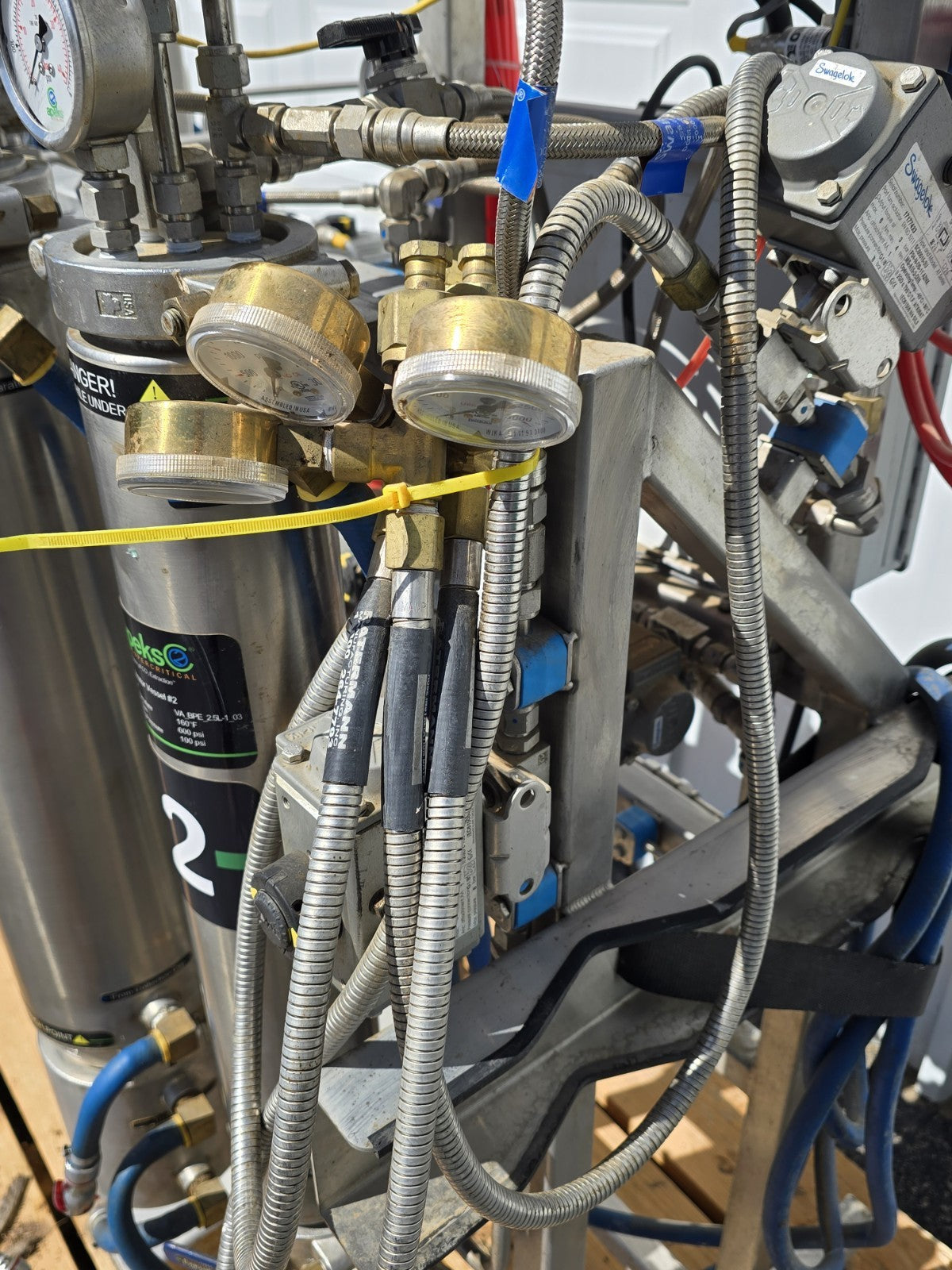 Apeks Supercritical CO2 Extraction System Full 3 Piece Set 2000-5Lx20LD 20L