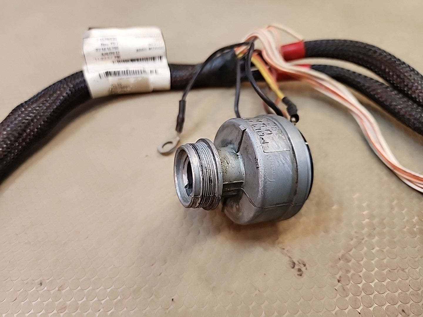 2013-2018 MACK CXU613 IGNITION LOCK CYLINDER KEY WIRING HARNESS CABLE OEM