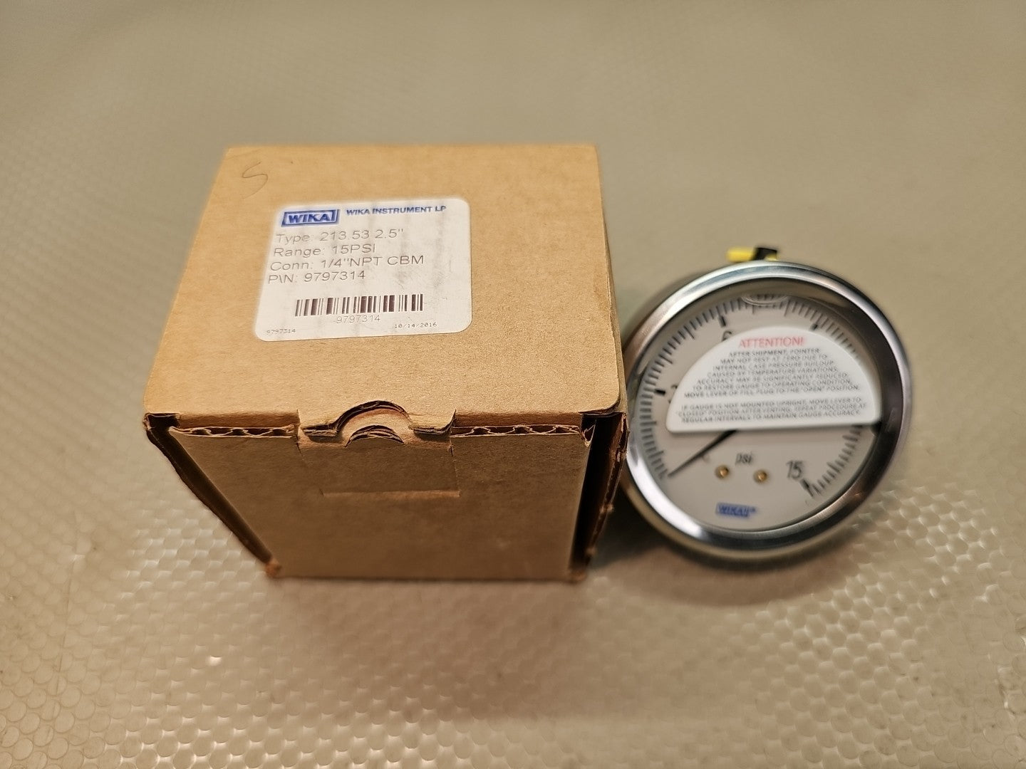 Wika Pressure Gauge 9797314 15 PSI 1/4" 2.5" Diameter