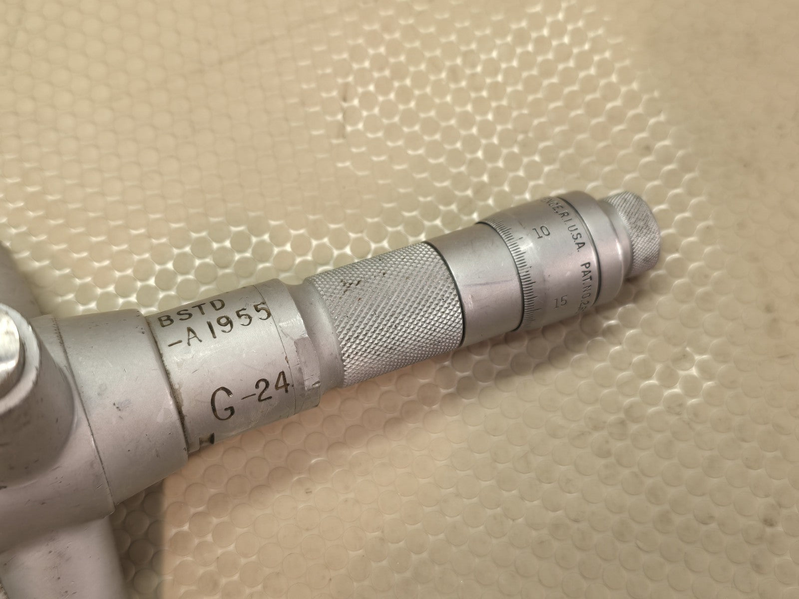 Brown & Sharpe No. 281 Internal Micrometer Range 3.600"- 4.000” Holtest Lathe