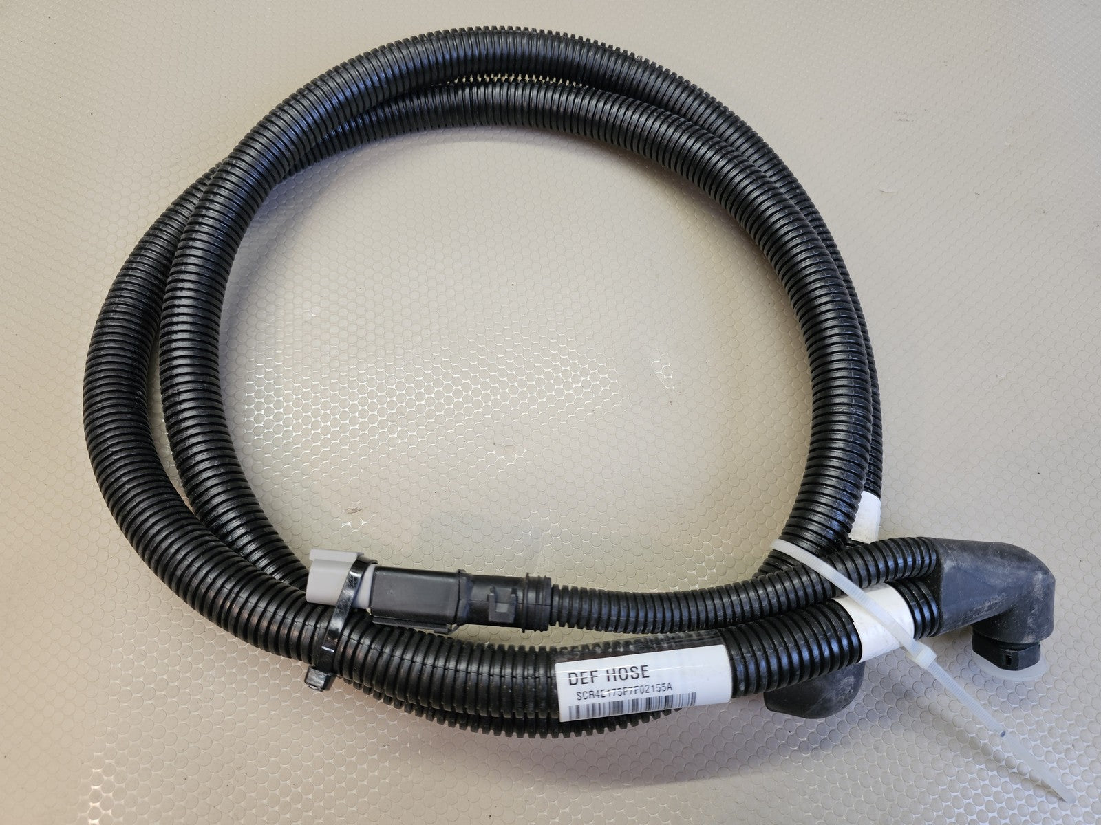 DEF Hose SCR4E175F7F02155A Diesel Exhaust Fluid Line Assembly New