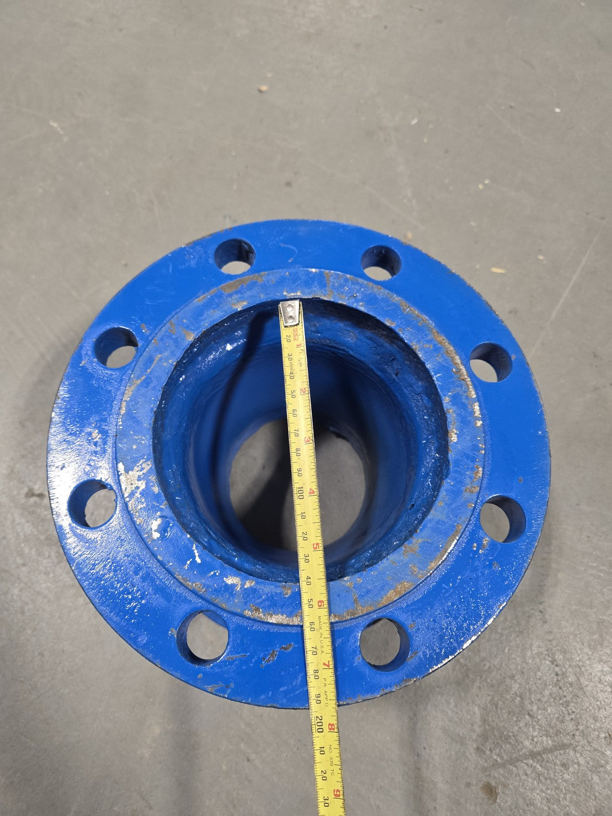 Metal Pipe Reducer 6 in x 4 in, Flange x Flange Solid Iron
