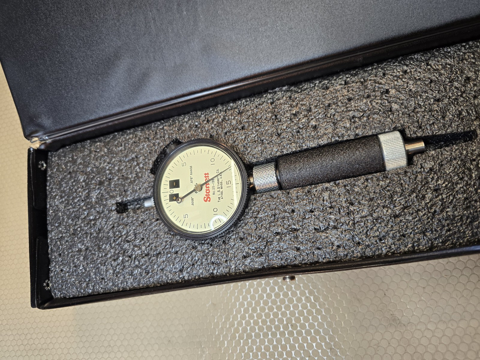 Starrett No. 25-136 SMA/M Test Indicator Dial Chamfer Indicator Set