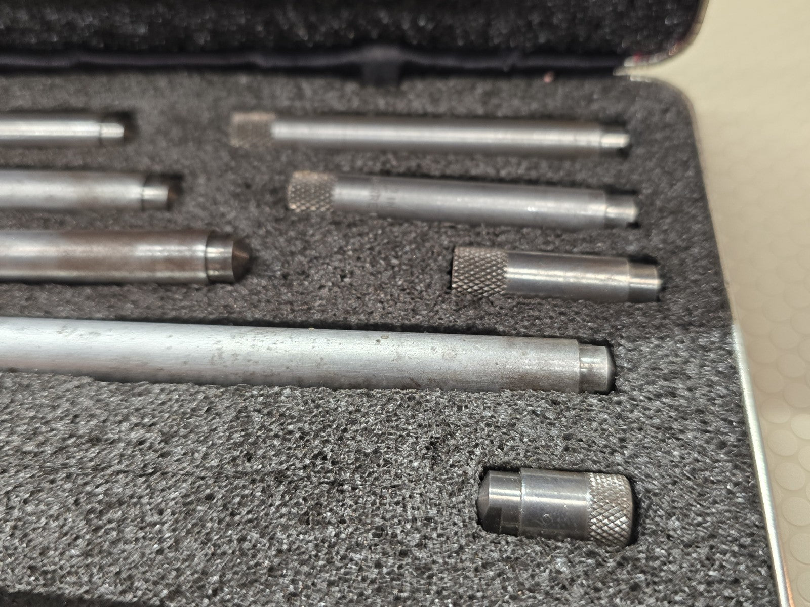 Starrett No. 823BZ Tubular Inside Micrometer (1 1/2" - 9 1/2" Range)