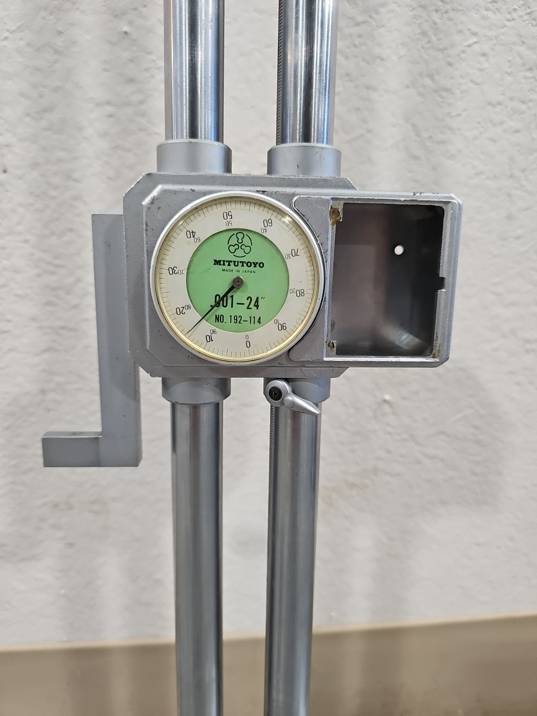 MITUTOYO 192-114 24 INCH HEIGHT GAGE 24" Inch Digital Counter Style *For Parts*