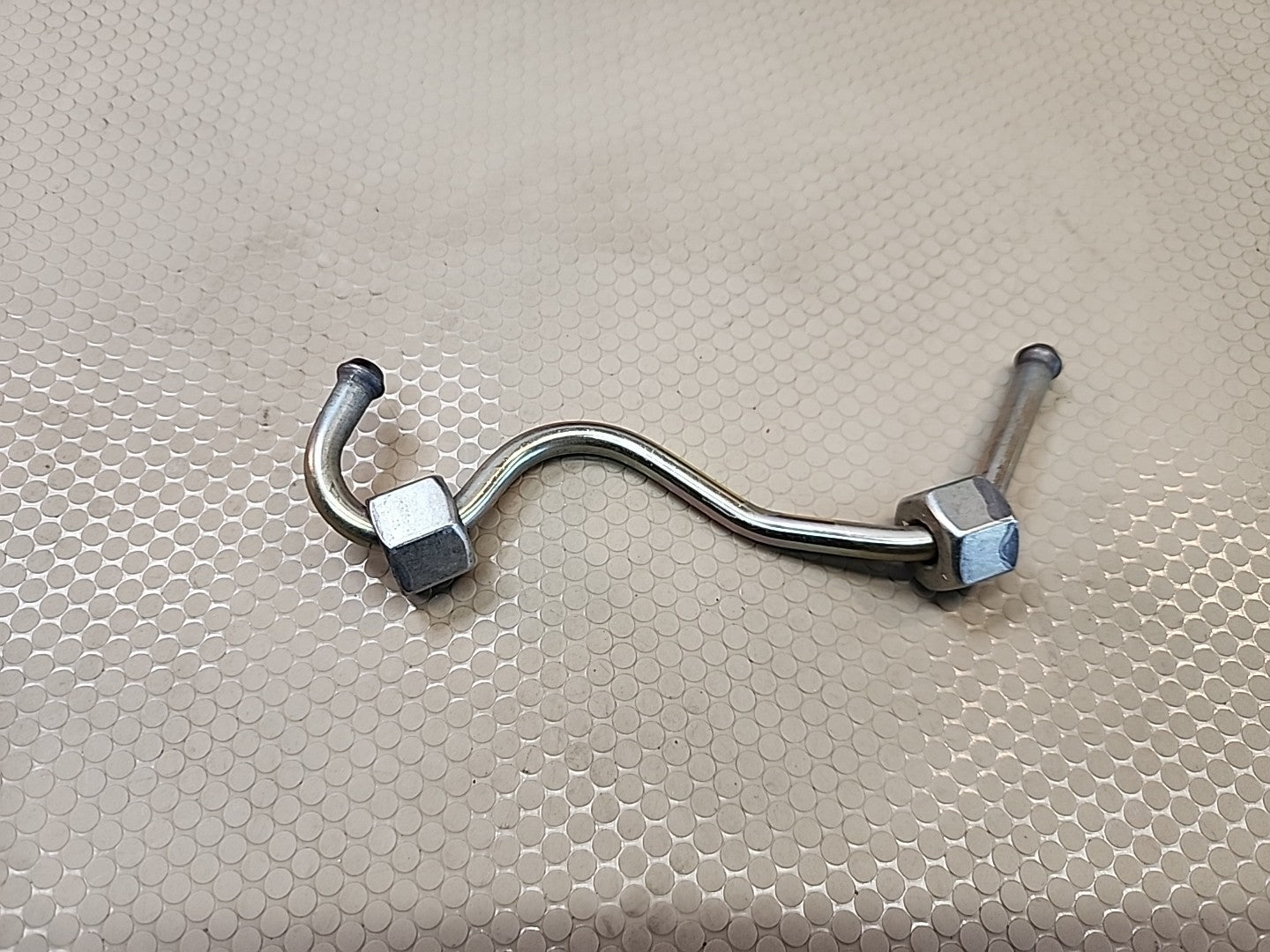 NEW High Pressure Fuel Pipe For DEUTZ. New Part # 2111918 OEM