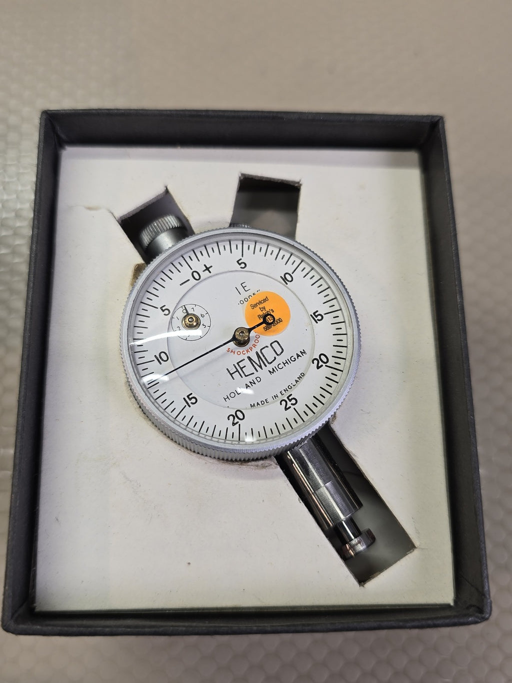 Federal HEMCO 1E .0005" Shockproof Dial Indicator Flat Back Made in England w/ B