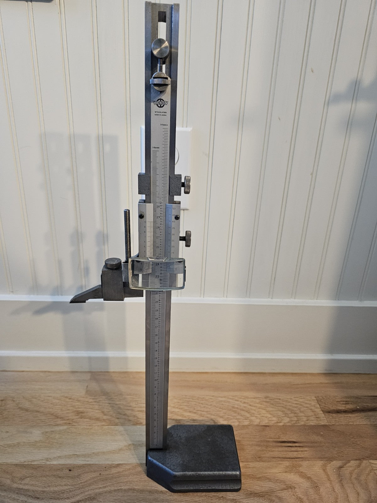 KANON STAINLESS 12" HEIGHT GAUGE 1/1000" 1/50MM Iron Base & Magnification 