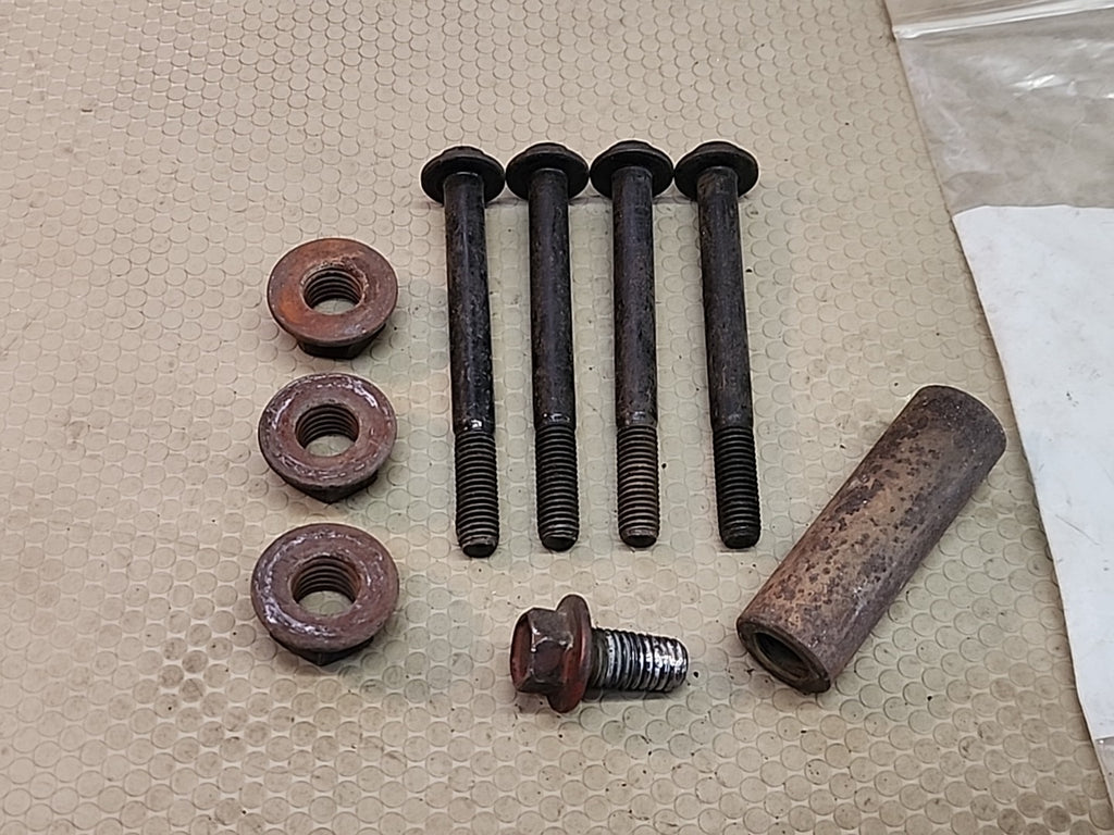 CUMMINS SPACER MOUNTING EXHAUST 3679445