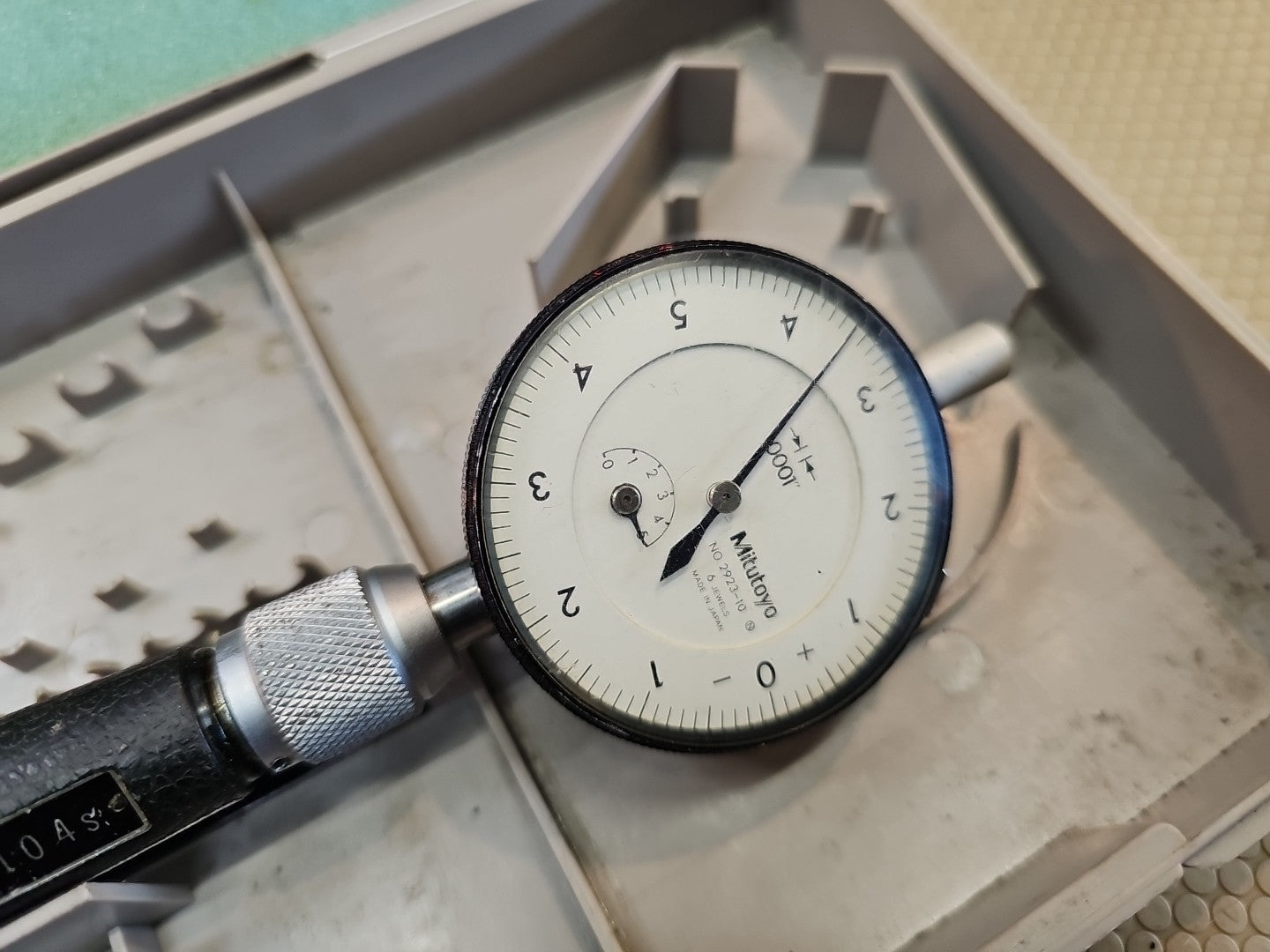 Mitutoyo 511-163 Dial Bore Gage .7-1.4"  