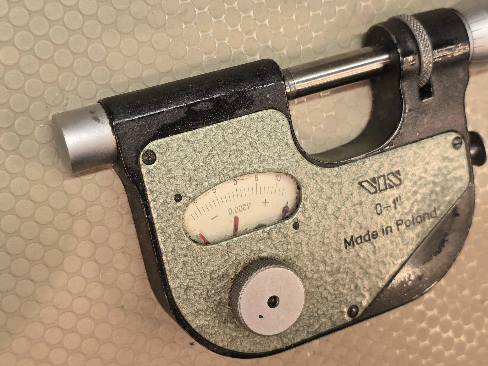 VIS 0–1 Inch Dial Micrometer .0001 Graduation With Wood Case Made In Poland