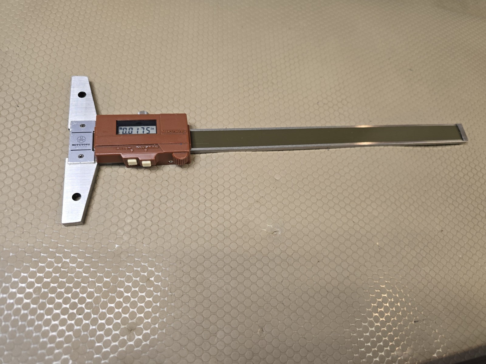 Mitutoyo 571-112 Absolute Digimatic Digital Depth Gage 