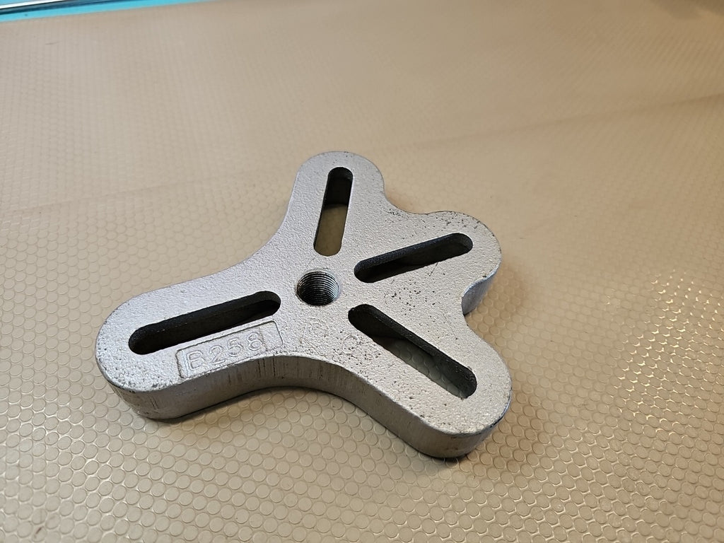 OTC FLANGE TYPE PULLER NO. 518- B258