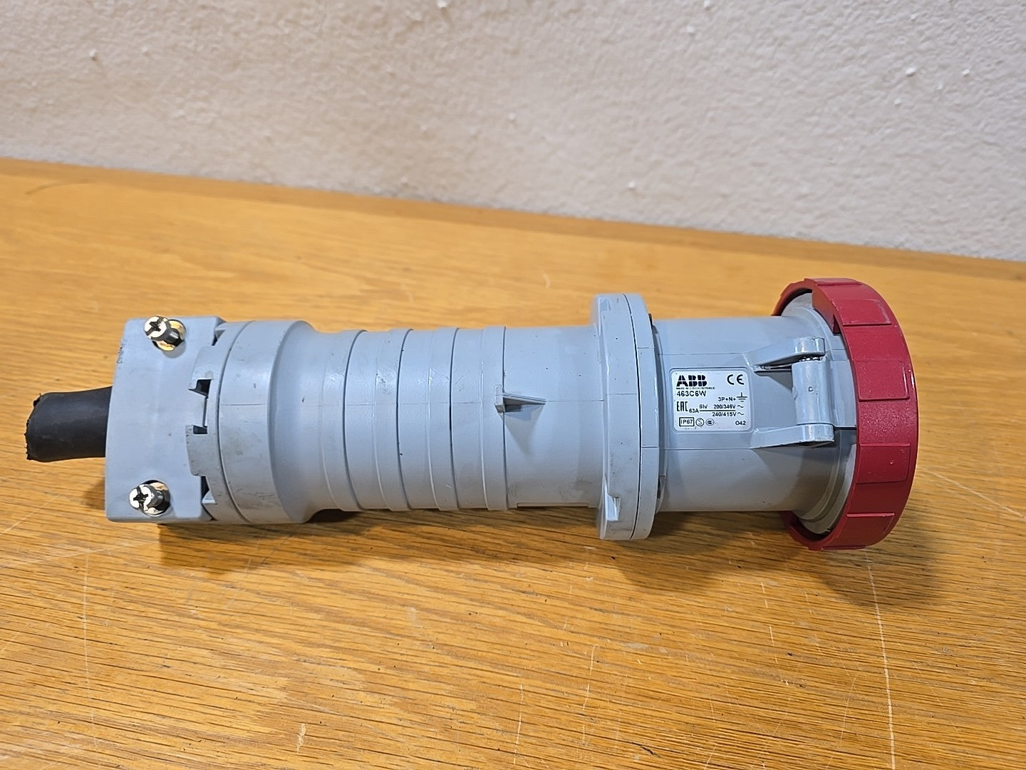 ABB. Serie Tough & Safe.  2CMA166906R1000 - 463C6W