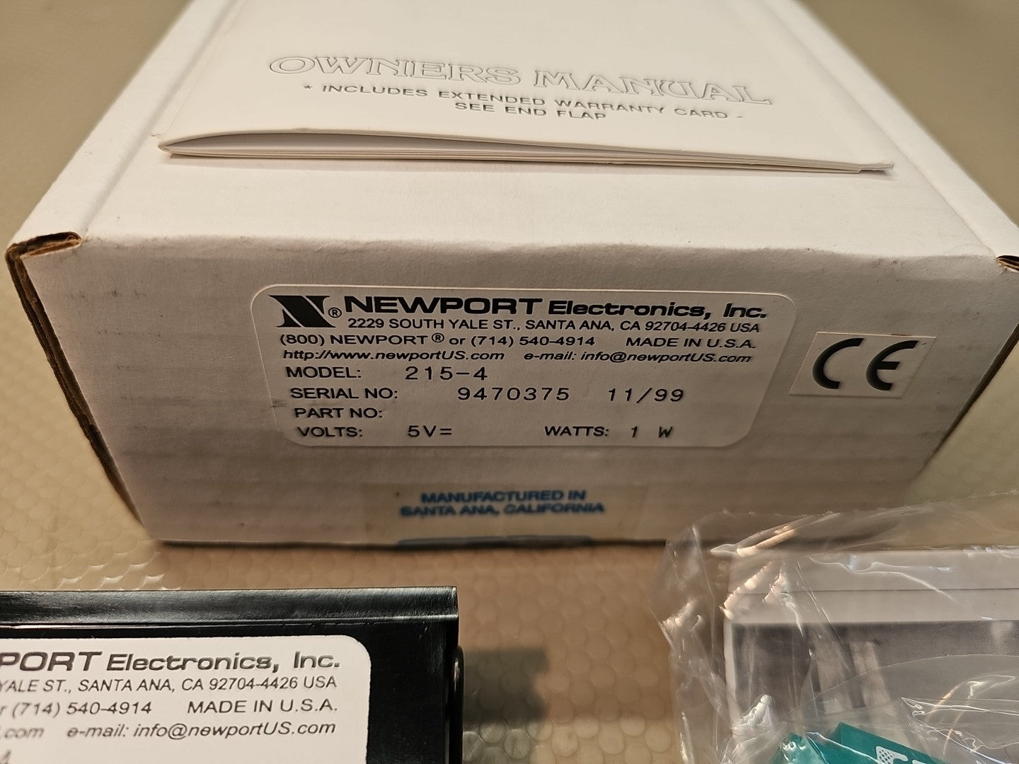 NEWPORT ELECTRONICS MODEL 215-4 VOLTMETER NEW