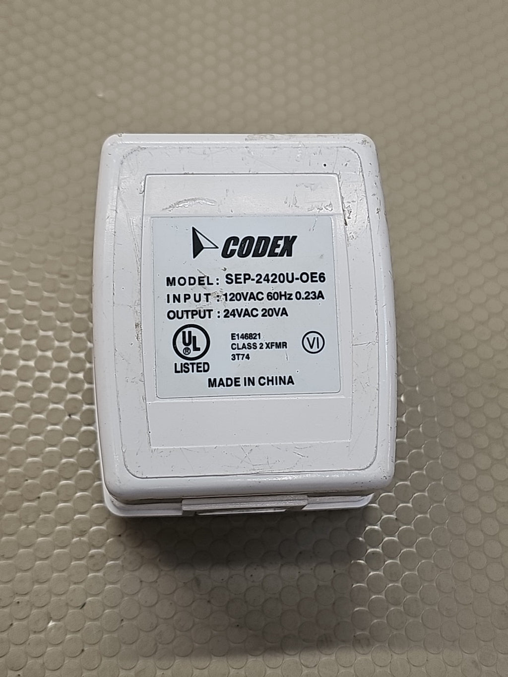 Altronix SEP-2420U-OE6 Plug In Transformer 120 Volt Input 24 Vac output
