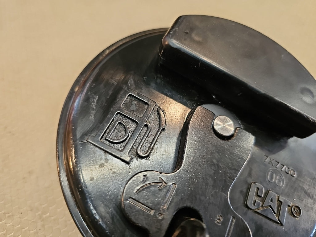 Caterpillar Cat OEM Locking Fuel Cap A 7X-7700 ~ UNUSED?