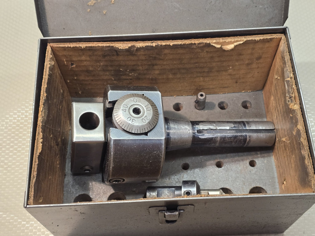 BRIDGEPORT No. 2 Boring Head R8 Shank W/ Storage Case