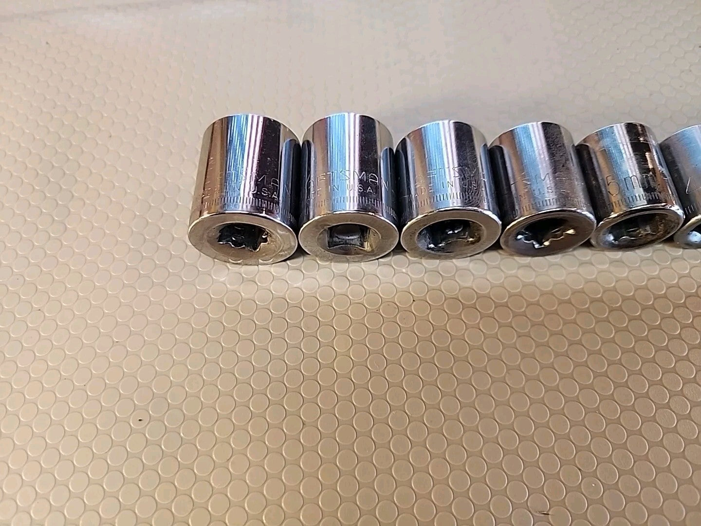 CRAFTSMAN 11-Piece, 3/8" Drive, 12 Point, METRIC Shallow Socket Set 19mm USA