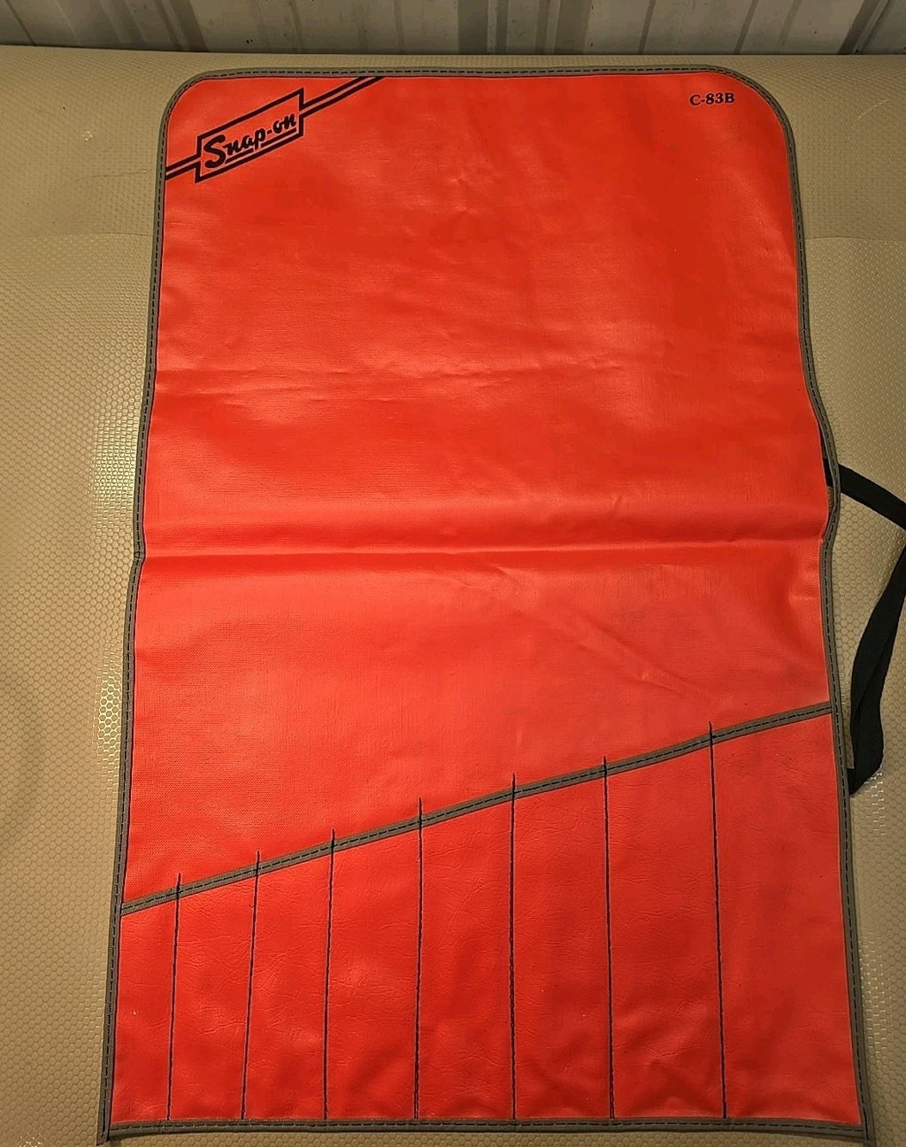 SNAP ON C-83B RED KIT BAG POUCH ROLL 8 POCKETS VINTAGE