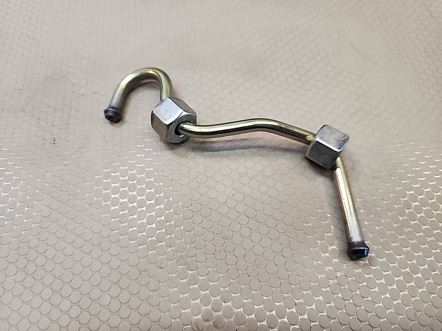NEW High Pressure Fuel Pipe For DEUTZ. New Part # 2111918 OEM