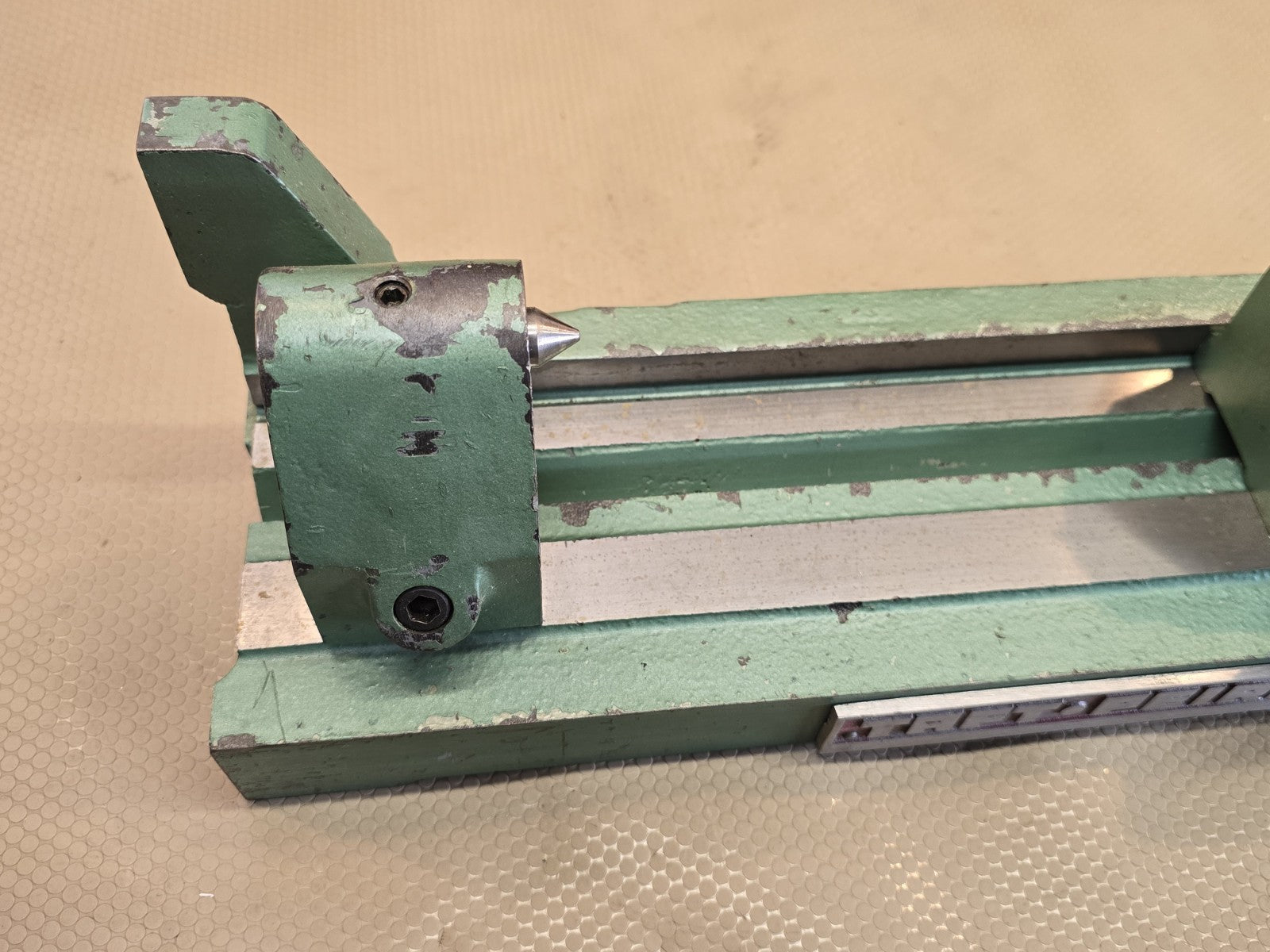 TAFT PIERCE Vertical/Horizontal 12" Bench Center 5" Dia. Work capacity - PU74