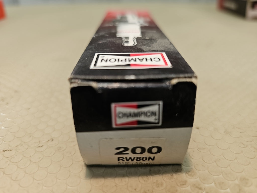 Champion 200 RW80N SPARK PLUGS  NOS  NEW  Copper Plus