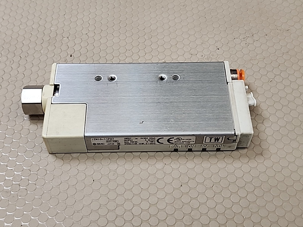 SMC IZN10-11P07 IONIZER