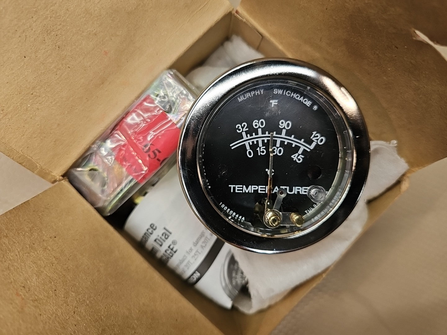 MURPHY 25T-120-25-1/2 PN: 10705204 GAUGE SWITCHAGE  NEW