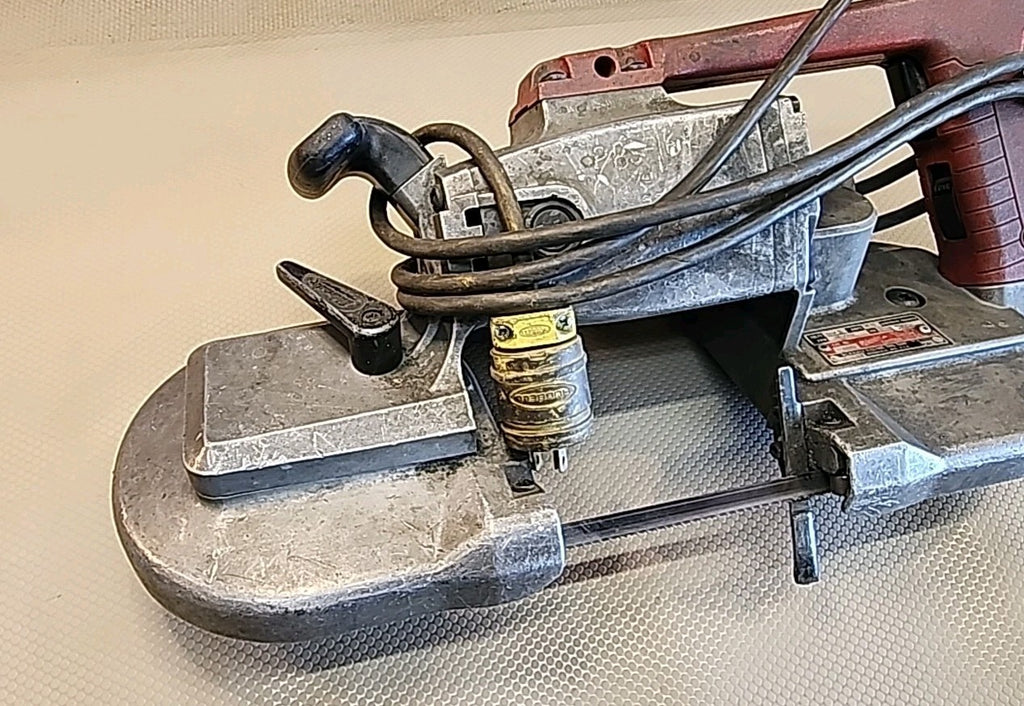 Milwaukee 6225 Portable Band Saw 200/250fpm 120v-ac