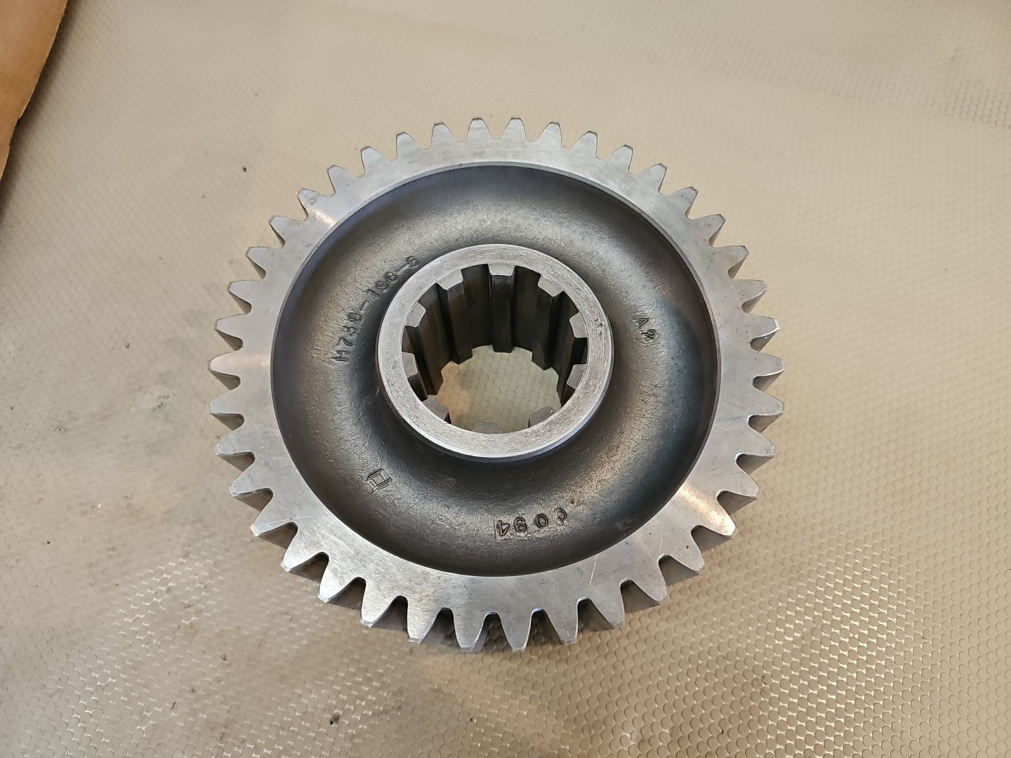 NEW Open Box Dana H738-196-5 Dana Spicer Gear