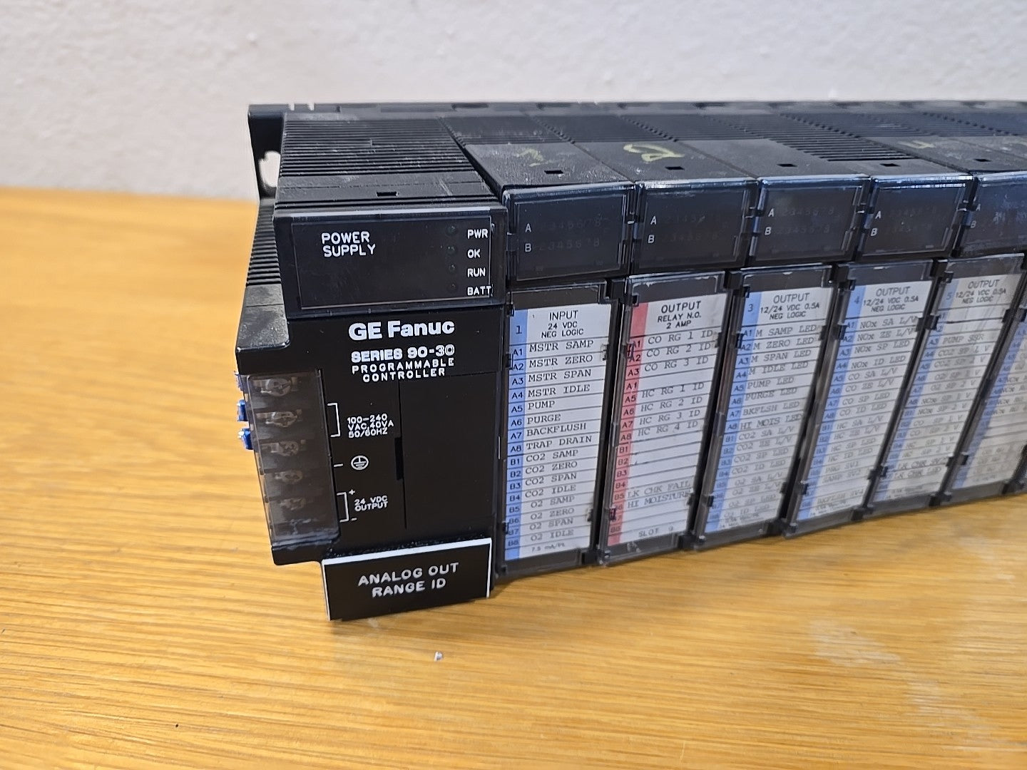 GE FANUC SERIES 90-30 PLC WITH POWER SUPPLY, I/O MODS, AND INPUT ANALOG